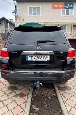 Внедорожник / Кроссовер Toyota Highlander 2013 в Черновцах