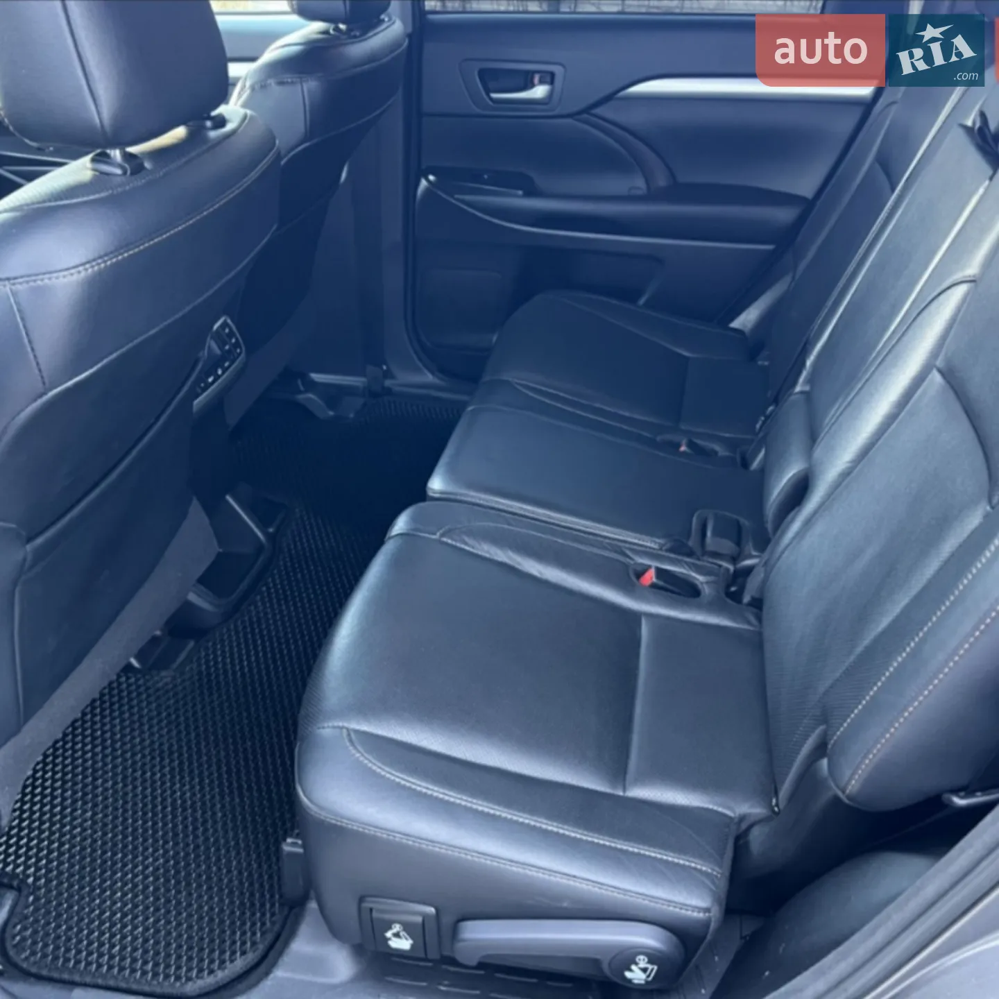 2014 Toyota Highlander - мініатюра 17