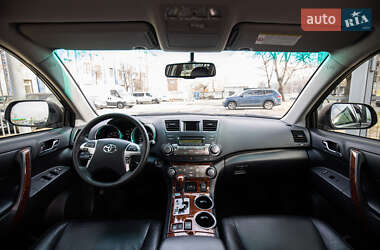 Внедорожник / Кроссовер Toyota Highlander 2011 в Киеве