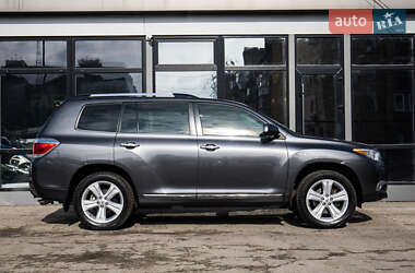 Внедорожник / Кроссовер Toyota Highlander 2011 в Киеве