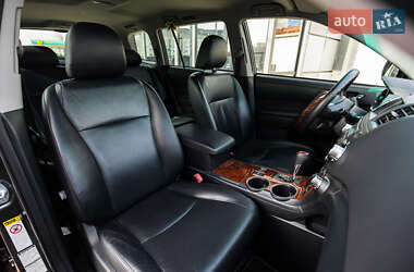 Внедорожник / Кроссовер Toyota Highlander 2011 в Киеве