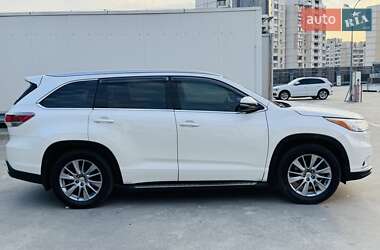 Позашляховик / Кросовер Toyota Highlander 2014 в Києві