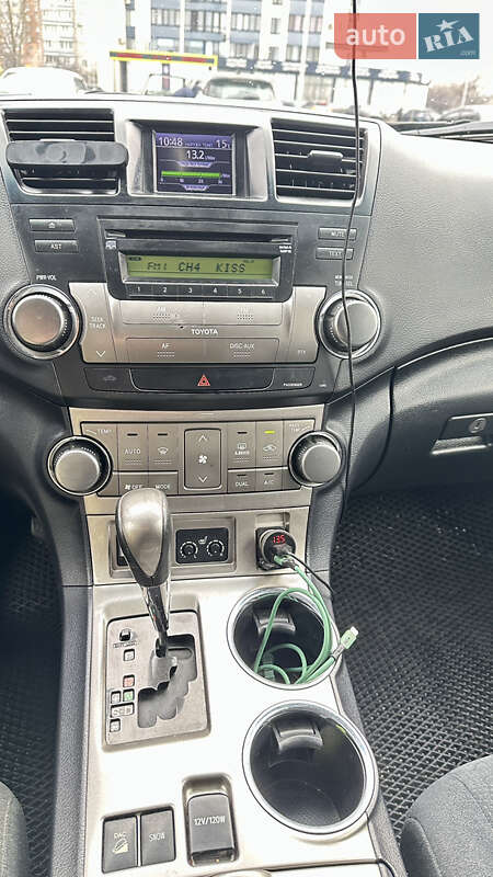 Позашляховик / Кросовер Toyota Highlander 2011 в Черкасах фото 23 Позашляховик / Кросовер Toyota Highlander 2011 в Черкасах