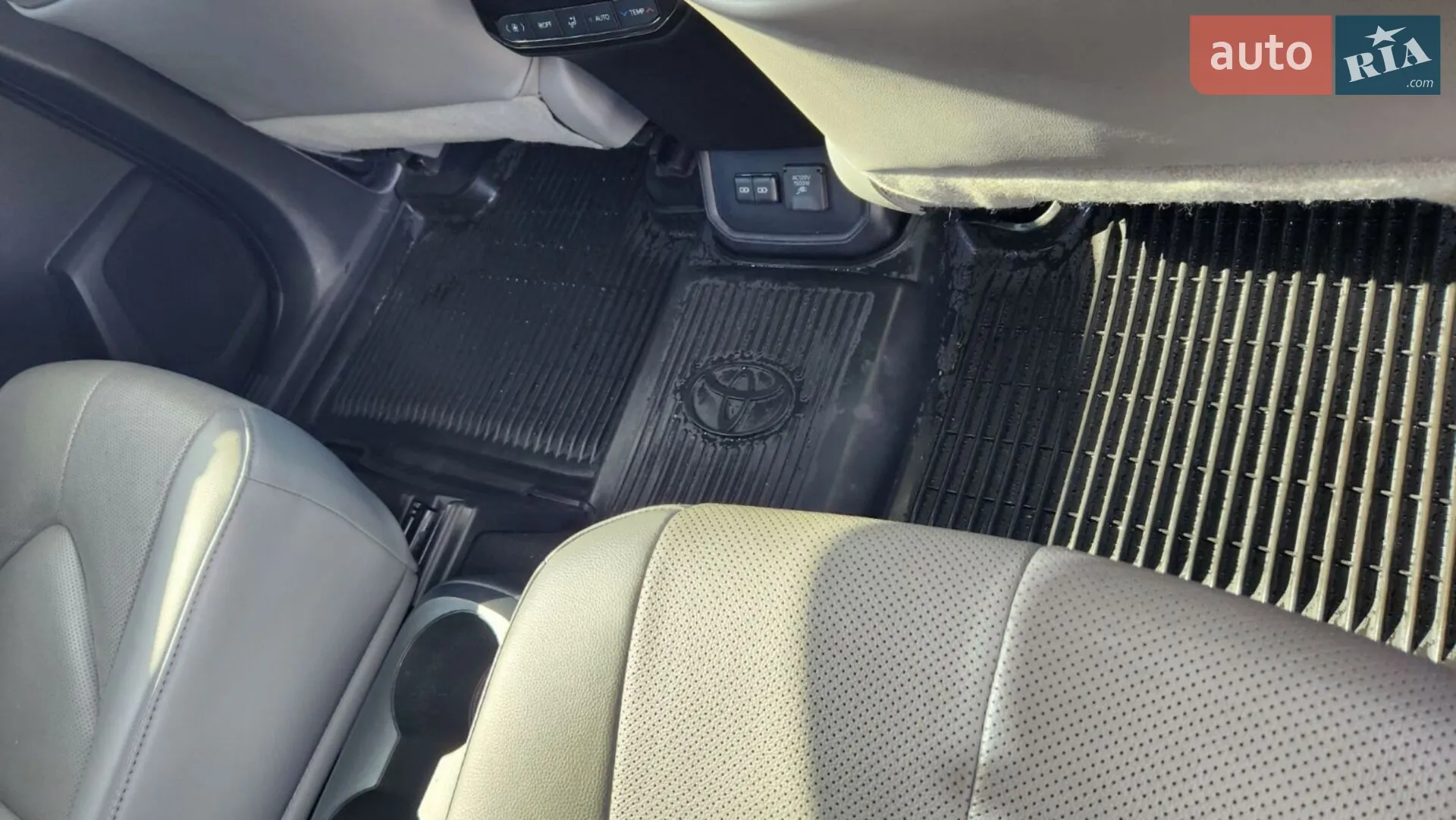 2022 Toyota Highlander - мініатюра 32