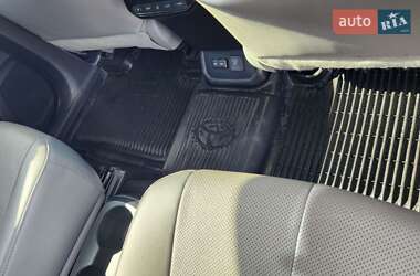 Внедорожник / Кроссовер Toyota Highlander 2022 в 