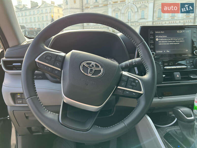 Внедорожник / Кроссовер Toyota Highlander 2022 в Кременце фото 12 Внедорожник / Кроссовер Toyota Highlander 2022 в Кременце