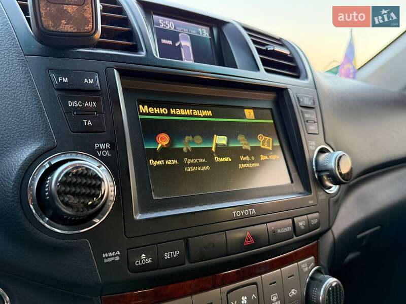 Внедорожник / Кроссовер Toyota Highlander 2010 в Ровно