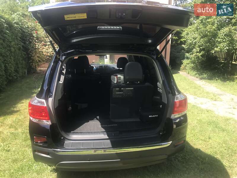 Внедорожник / Кроссовер Toyota Highlander 2013 в Киеве