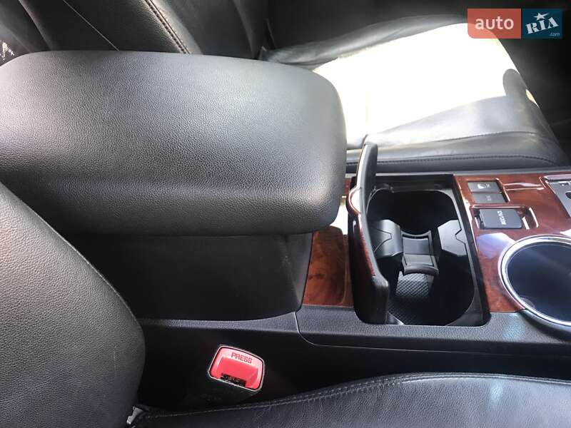 Внедорожник / Кроссовер Toyota Highlander 2013 в Киеве