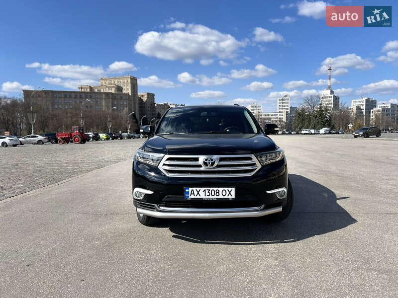Позашляховик / Кросовер Toyota Highlander 2011 в Харкові