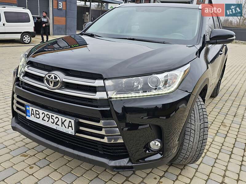 Toyota Highlander 2019