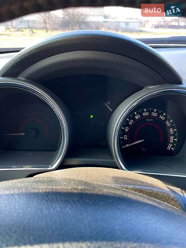 Позашляховик / Кросовер Toyota Highlander 2010 в Павлограді