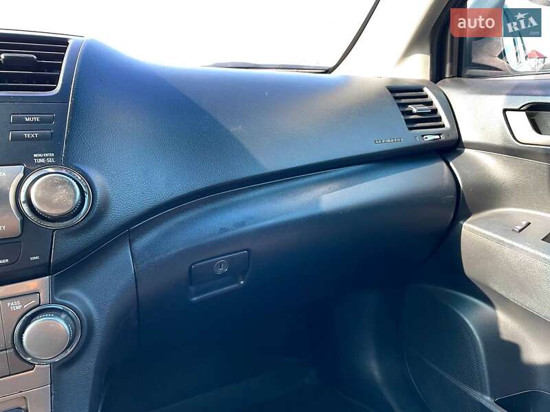 Позашляховик / Кросовер Toyota Highlander 2010 в Павлограді