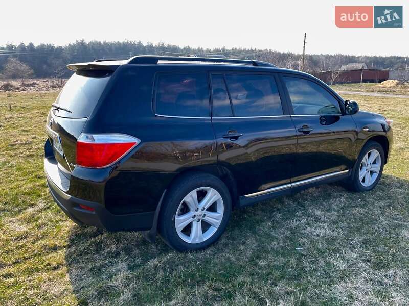 Позашляховик / Кросовер Toyota Highlander 2010 в Павлограді