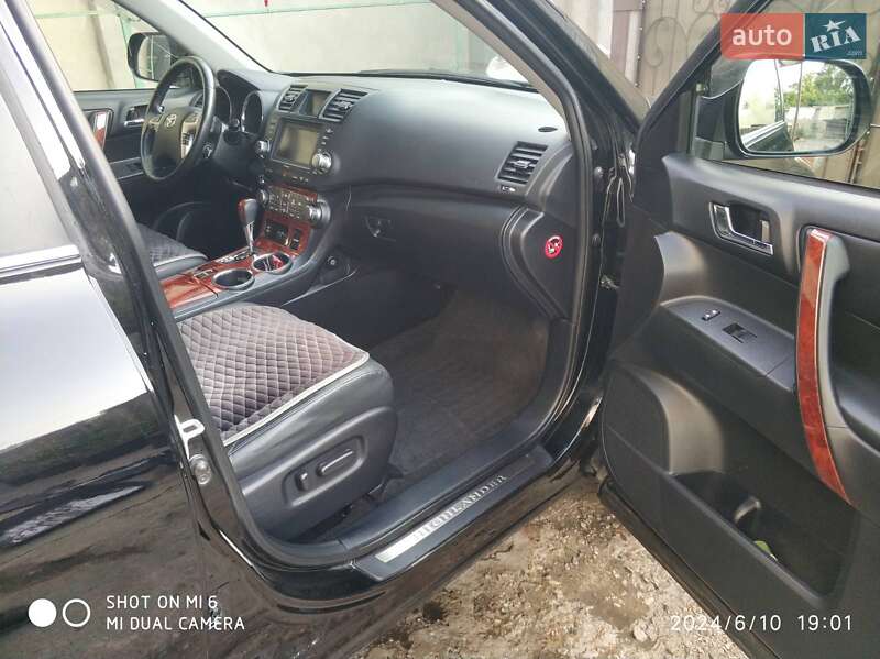Внедорожник / Кроссовер Toyota Highlander 2013 в Одессе фото 23 Внедорожник / Кроссовер Toyota Highlander 2013 в Одессе