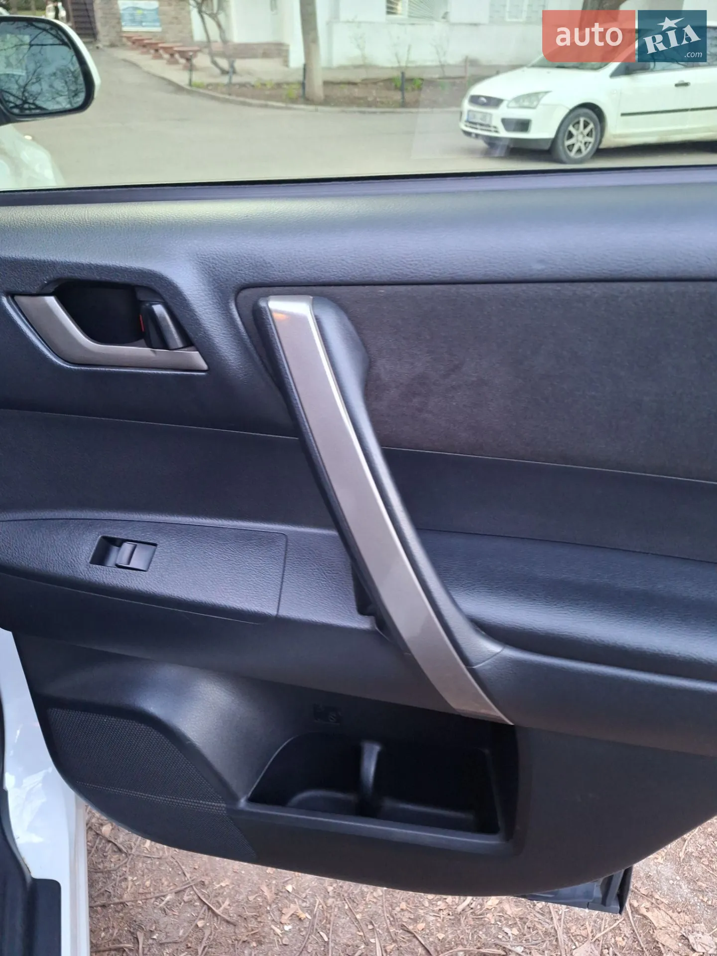 2011 Toyota Highlander - мініатюра 35