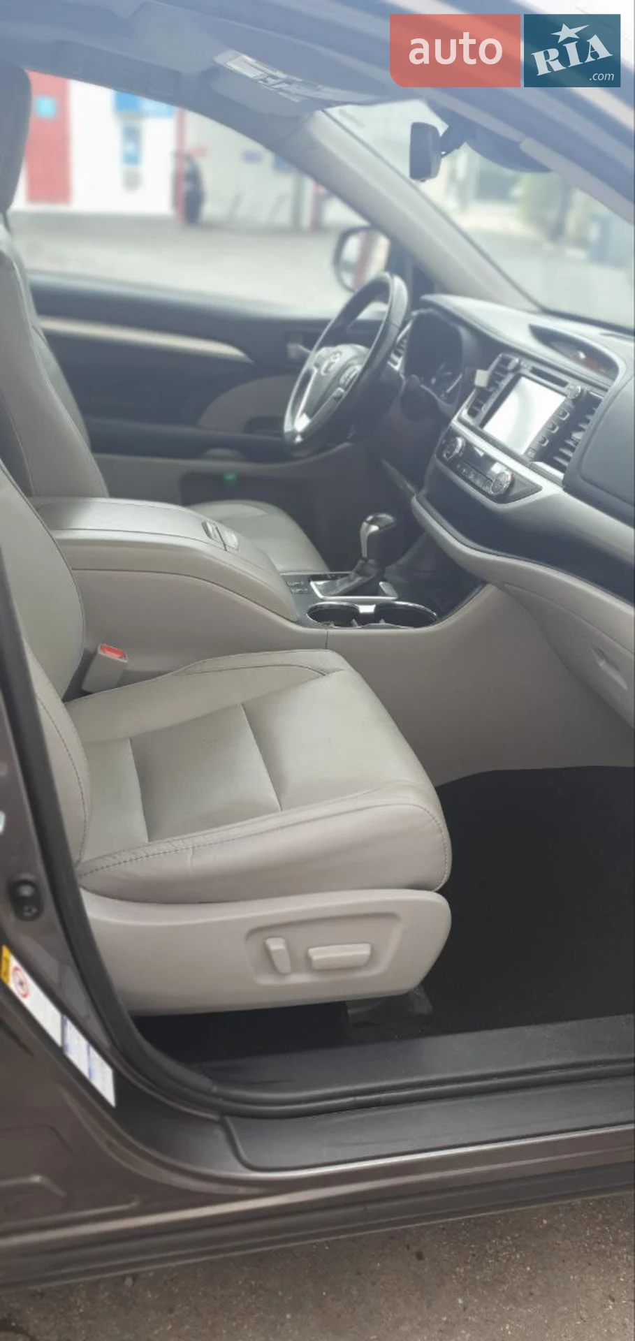2017 Toyota Highlander - мініатюра 15