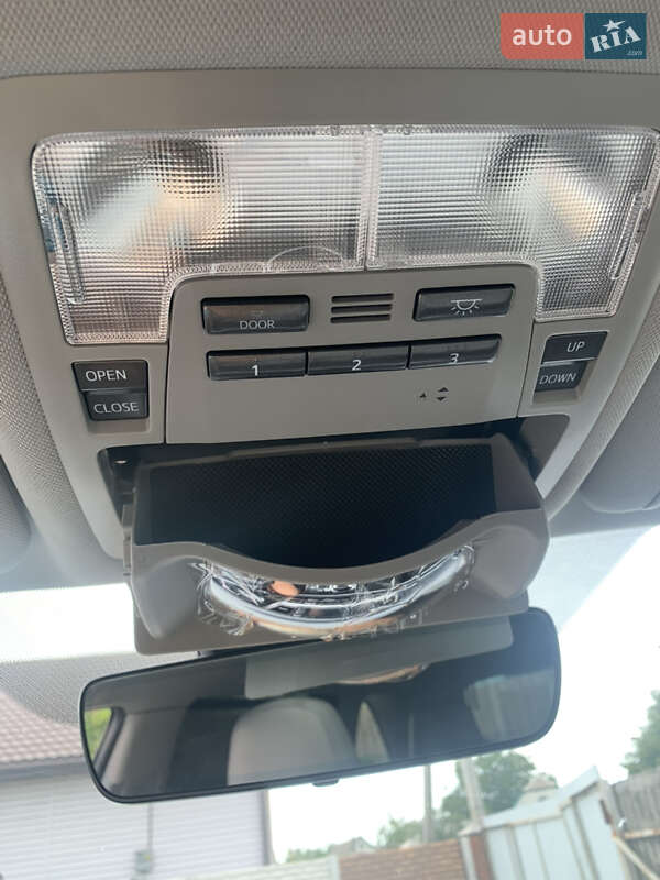 Внедорожник / Кроссовер Toyota Highlander 2019 в Харькове