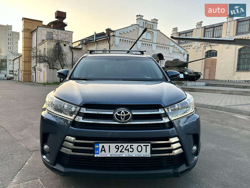 Toyota Highlander 2018