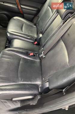 Внедорожник / Кроссовер Toyota Highlander 2011 в 