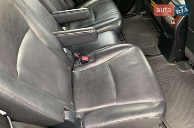 Внедорожник / Кроссовер Toyota Highlander 2011 в 