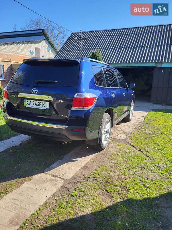 Внедорожник / Кроссовер Toyota Highlander 2011 в Богодухове фото 5 Внедорожник / Кроссовер Toyota Highlander 2011 в Богодухове