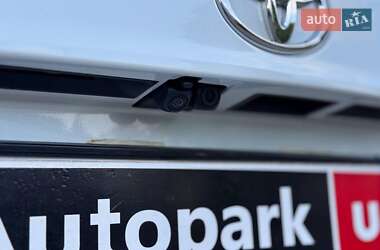 Позашляховик / Кросовер Toyota Highlander 2024 в 