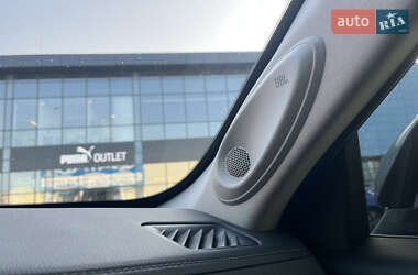 Внедорожник / Кроссовер Toyota Highlander 2020 в 