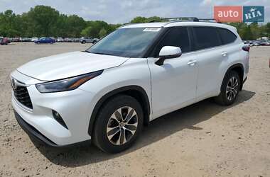 Toyota Highlander 2024