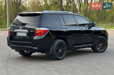 Позашляховик / Кросовер Toyota Highlander 2007 в 