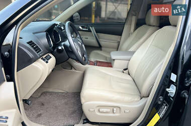 Позашляховик / Кросовер Toyota Highlander 2007 в 