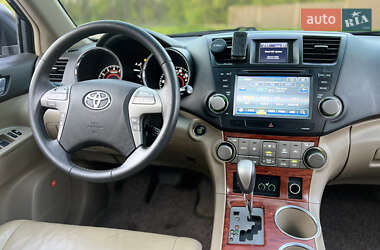 Позашляховик / Кросовер Toyota Highlander 2007 в 