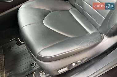 Позашляховик / Кросовер Toyota Highlander 2021 в 