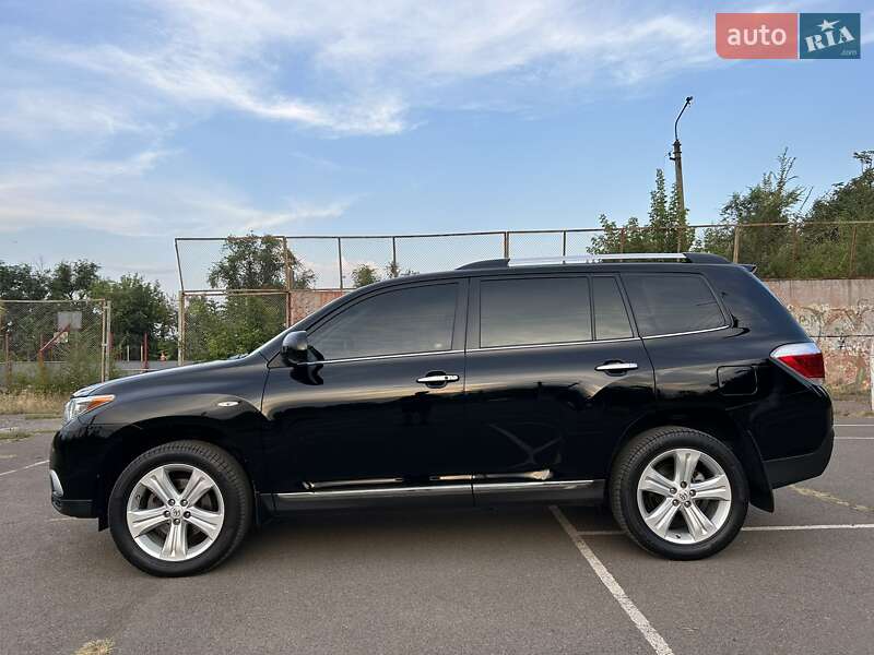 Внедорожник / Кроссовер Toyota Highlander 2011 в Кривом Роге фото 3 Внедорожник / Кроссовер Toyota Highlander 2011 в Кривом Роге