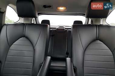 Внедорожник / Кроссовер Toyota Highlander 2020 в 