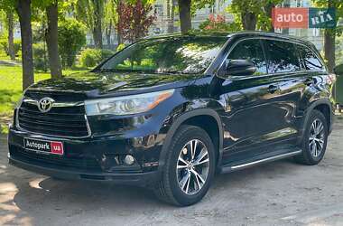 Внедорожник / Кроссовер Toyota Highlander 2016 в Киеве