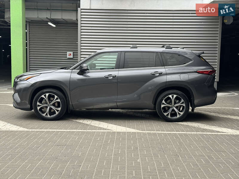 Позашляховик / Кросовер Toyota Highlander 2023 в Києві