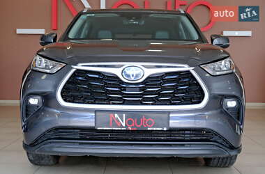 Внедорожник / Кроссовер Toyota Highlander 2023 в 