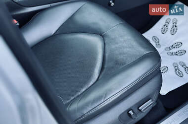 Внедорожник / Кроссовер Toyota Highlander 2020 в 