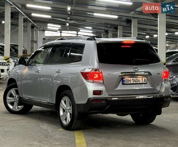 Позашляховик / Кросовер Toyota Highlander 2012 в Одесі