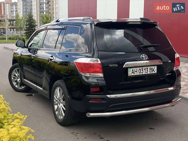 Внедорожник / Кроссовер Toyota Highlander 2012 в Днепре