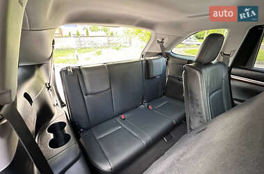 Внедорожник / Кроссовер Toyota Highlander 2014 в 