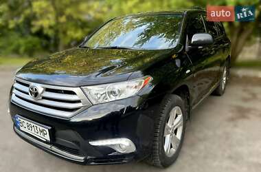 Позашляховик / Кросовер Toyota Highlander 2013 в Львові