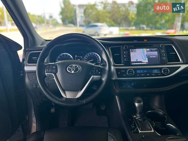 Внедорожник / Кроссовер Toyota Highlander 2019 в Николаеве фото 7 Внедорожник / Кроссовер Toyota Highlander 2019 в Николаеве