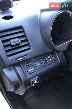 Позашляховик / Кросовер Toyota Highlander 2013 в 