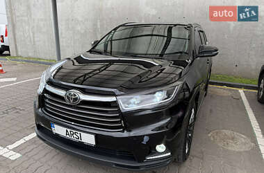 Позашляховик / Кросовер Toyota Highlander 2014 в Києві
