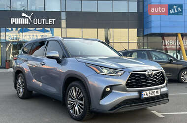 Внедорожник / Кроссовер Toyota Highlander 2020 в Киеве
