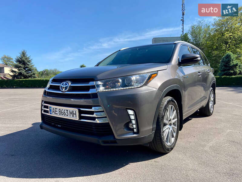Toyota Highlander 2016