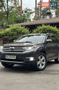 Внедорожник / Кроссовер Toyota Highlander 2011 в Киеве