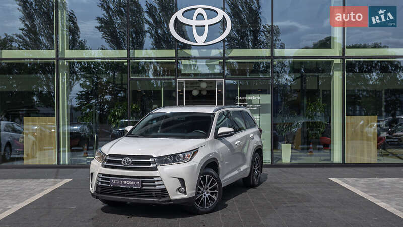 Toyota Highlander 2019